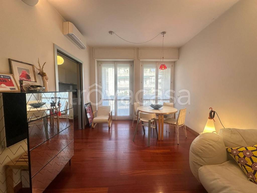 appartamento in vendita a Milano in zona Solari