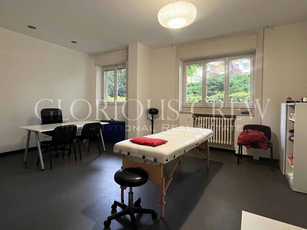 ufficio in vendita a Milano in zona Solari