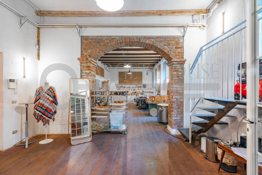 appartamento in vendita a Milano in zona Porta Venezia
