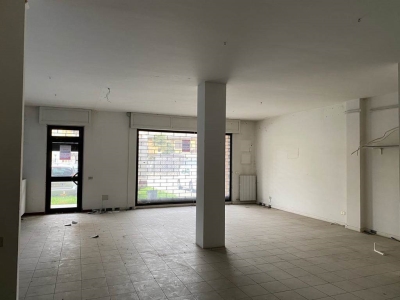 negozio in vendita a Milano