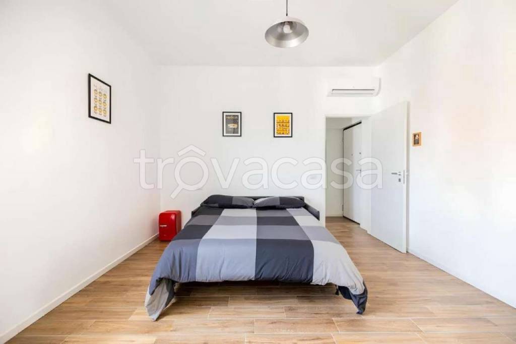 appartamento in vendita a Milano in zona Rogoredo