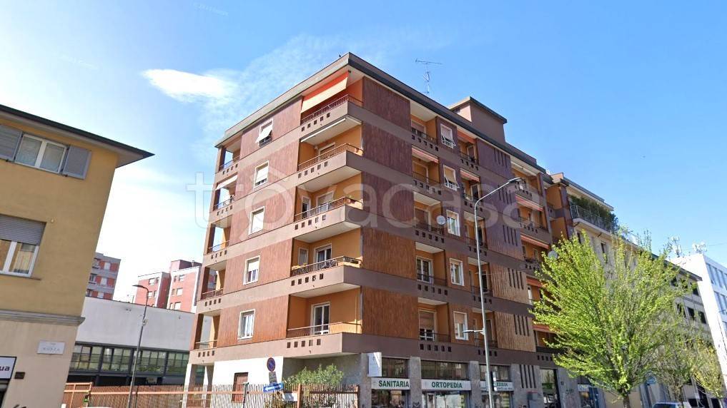 appartamento in vendita a Milano in zona Precotto