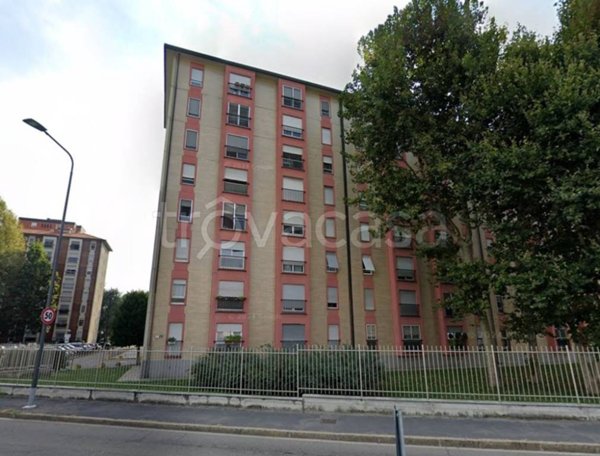 appartamento in vendita a Milano in zona Gallaratese