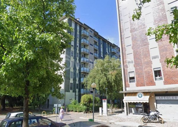 appartamento in vendita a Milano in zona Gallaratese