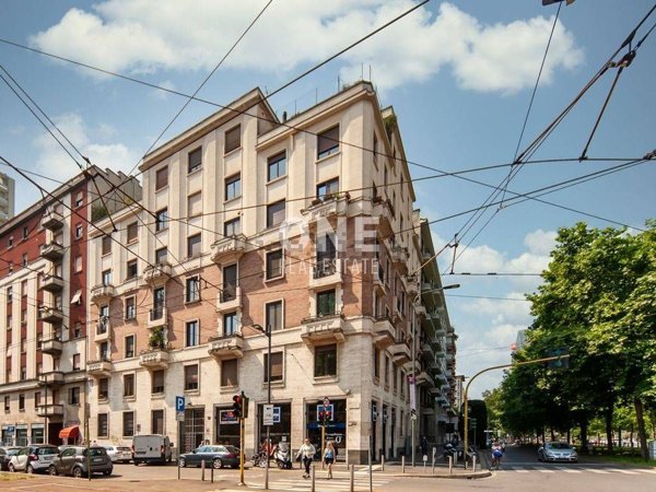 appartamento in vendita a Milano in zona Sempione