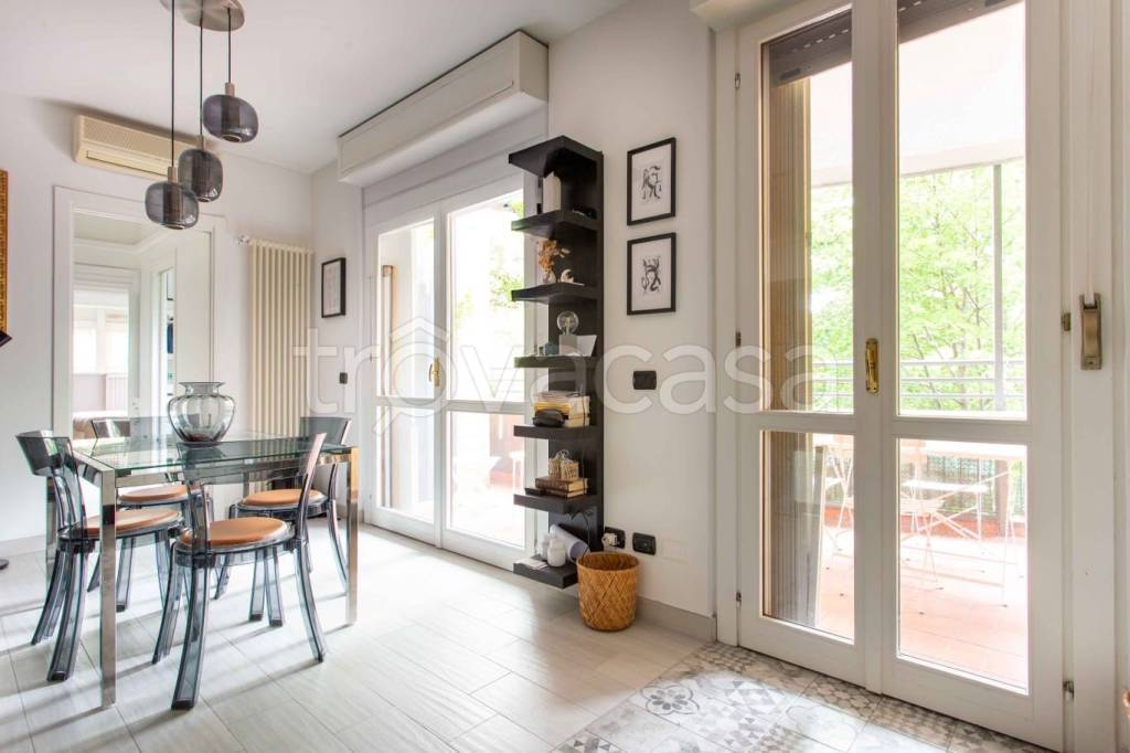 appartamento in vendita a Milano in zona Vigentino
