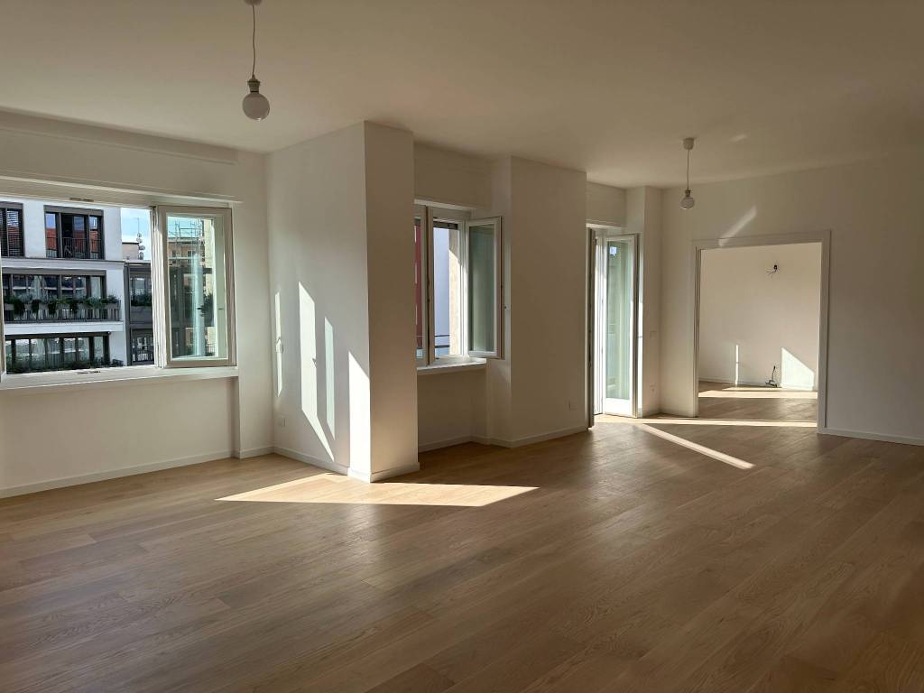 appartamento in vendita a Milano in zona Sempione