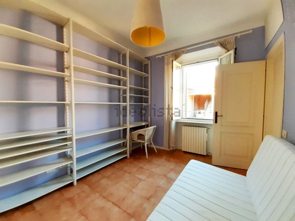 appartamento in vendita a Milano in zona Famagosta