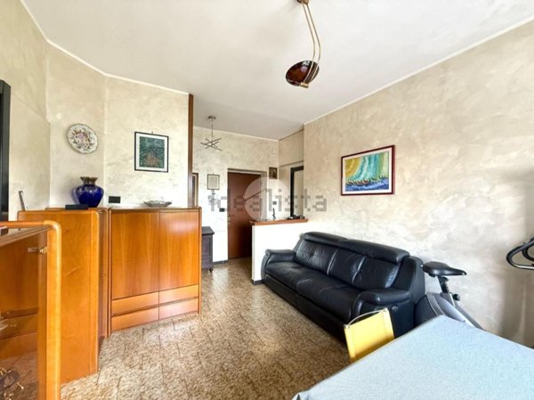 appartamento in vendita a Milano in zona Lorenteggio