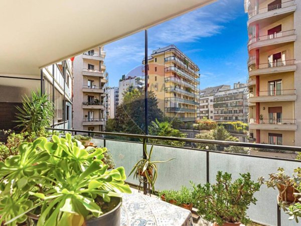 appartamento in vendita a Milano in zona Città Studi