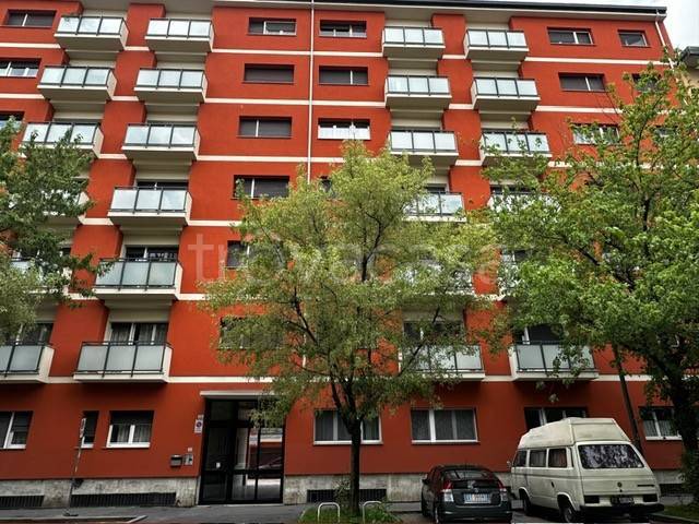 appartamento in vendita a Milano in zona Corvetto
