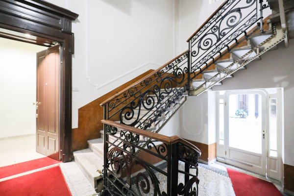 appartamento in vendita a Milano in zona Porta Venezia