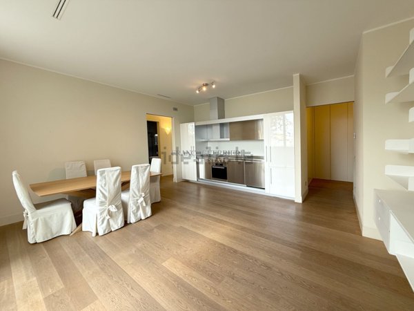 appartamento in vendita a Milano in zona Isola