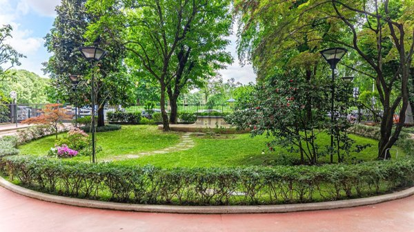 appartamento in vendita a Milano in zona Cinque Giornate