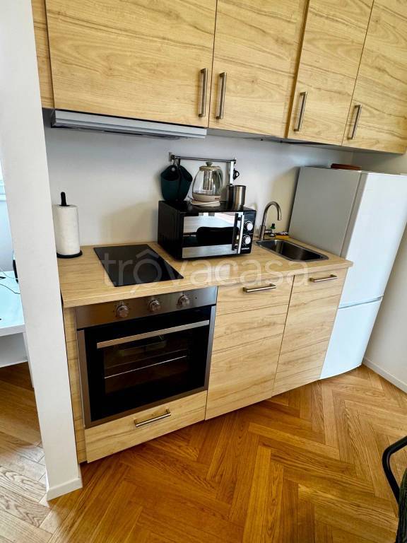 appartamento in vendita a Milano in zona Ghisolfa