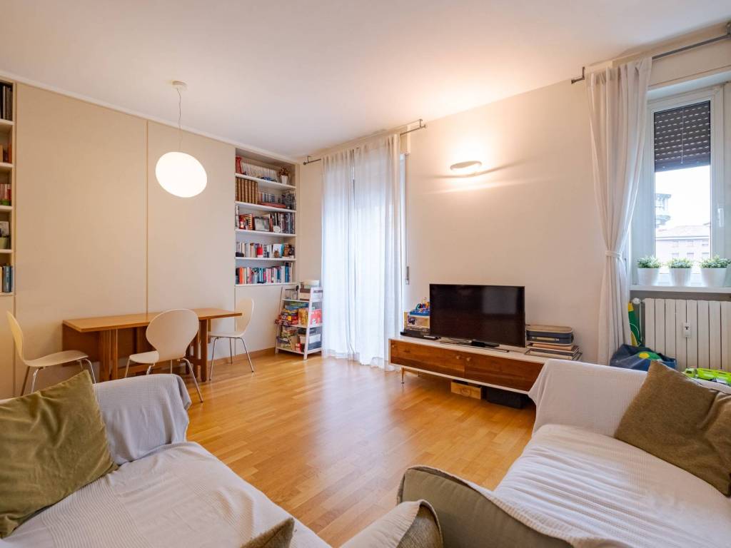 appartamento in vendita a Milano in zona Isola
