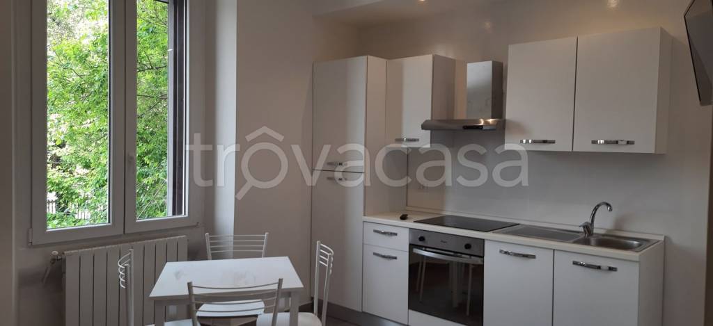 appartamento in vendita a Milano in zona Piazzale Lodi