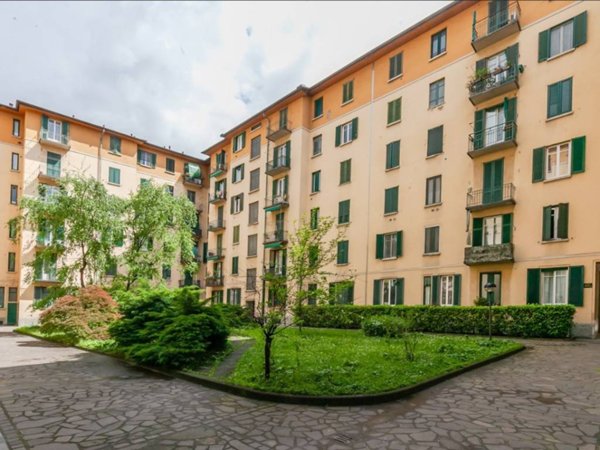 appartamento in vendita a Milano in zona Niguarda