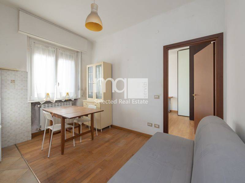 appartamento in vendita a Milano in zona Porta Vittoria