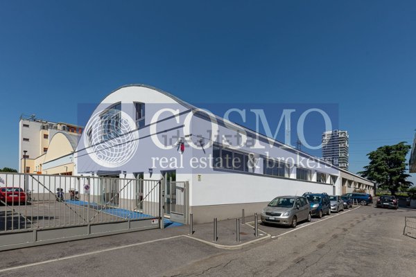 casale in vendita a Milano in zona Precotto