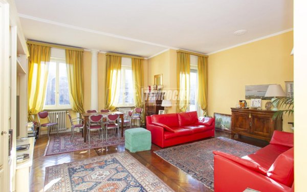appartamento in vendita a Milano in zona Porta Vigentina