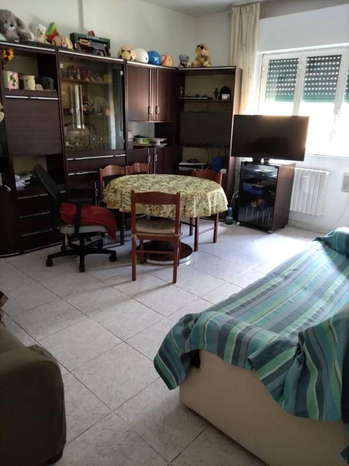 appartamento in vendita a Milano in zona Dergano