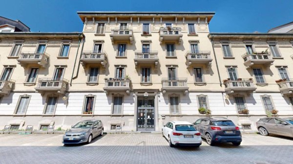 appartamento in vendita a Milano in zona Loreto