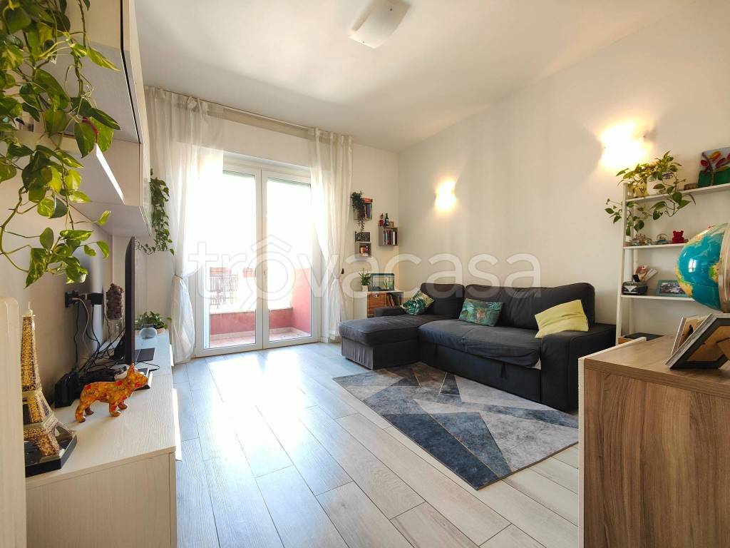 appartamento in vendita a Milano in zona Gorla