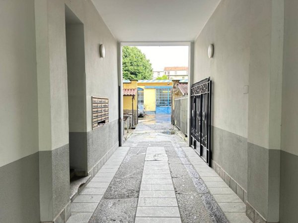 appartamento in vendita a Milano in zona Garegnano