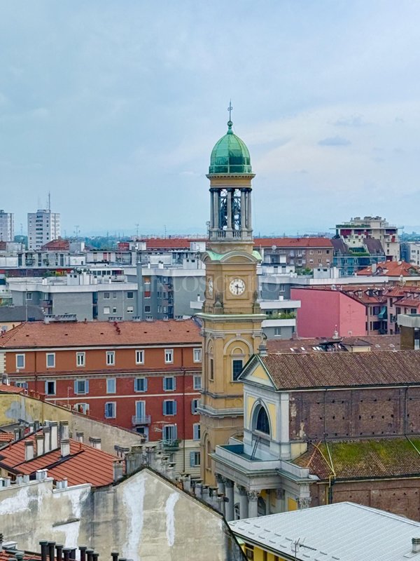 appartamento in vendita a Milano in zona Piazzale Lodi
