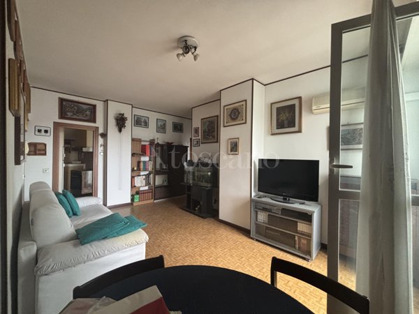 appartamento in vendita a Milano in zona Barona