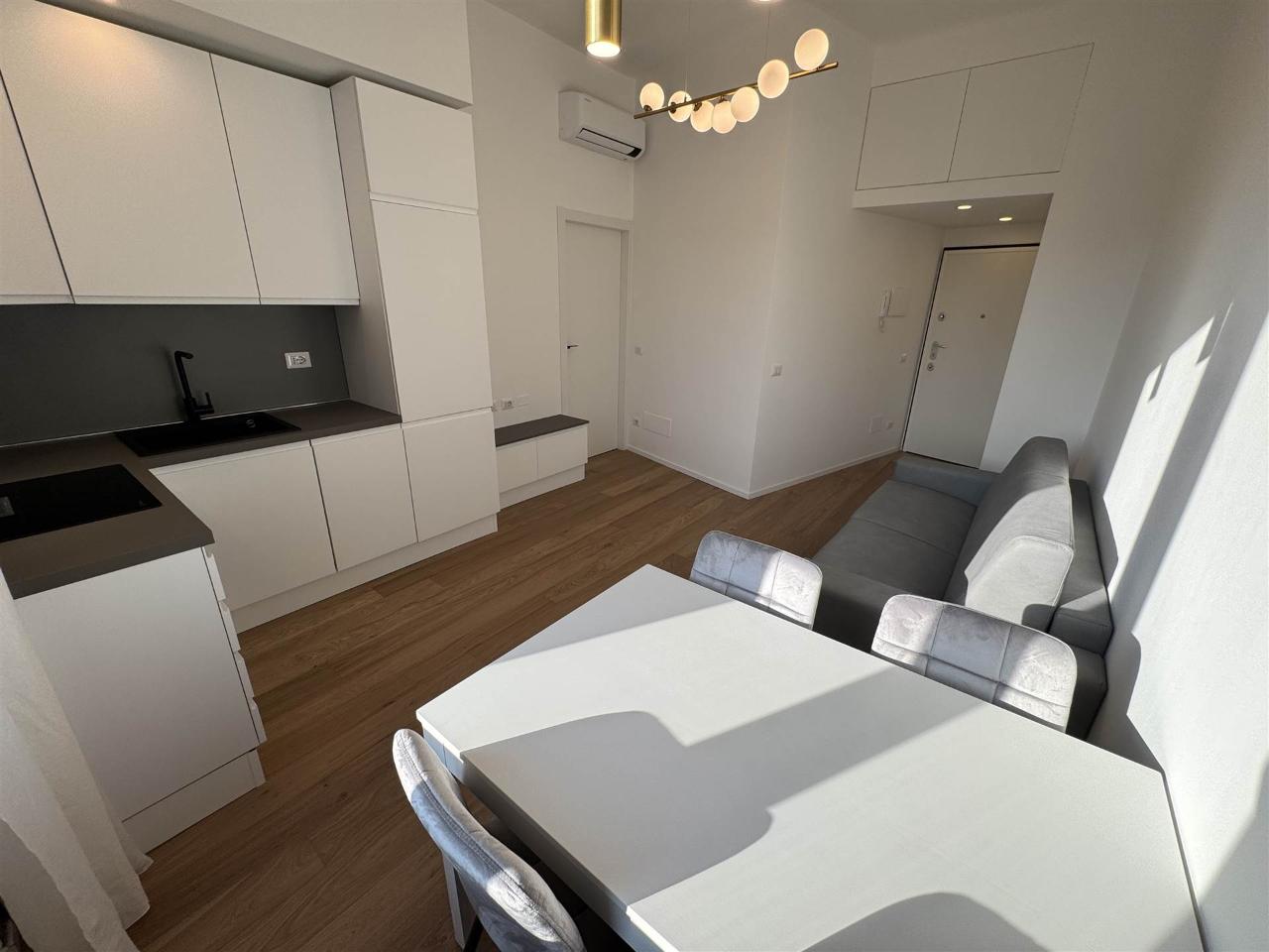 appartamento in vendita a Milano in zona Cagnola