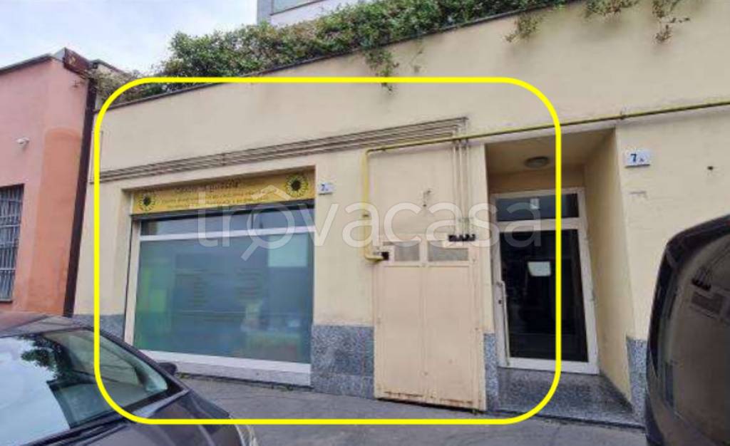 negozio in vendita a Milano in zona Dergano