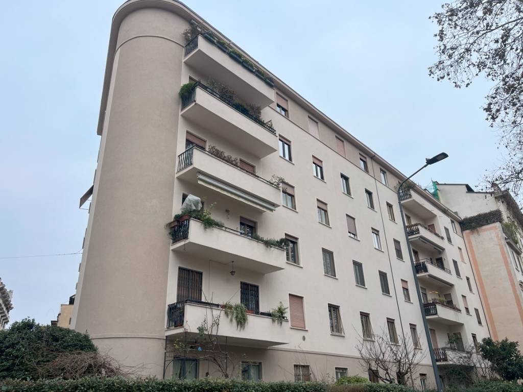appartamento in vendita a Milano in zona Solari