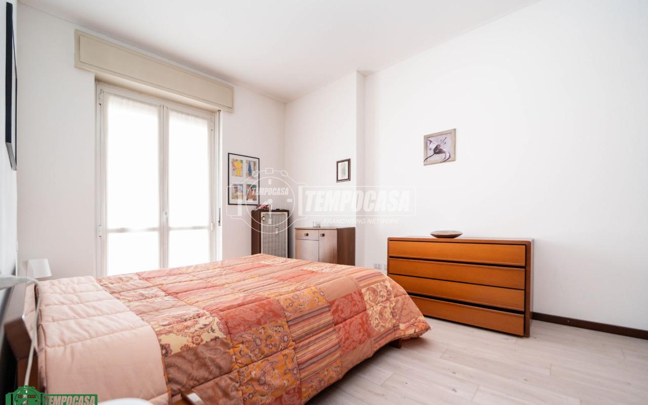 appartamento in vendita a Milano in zona Rottole