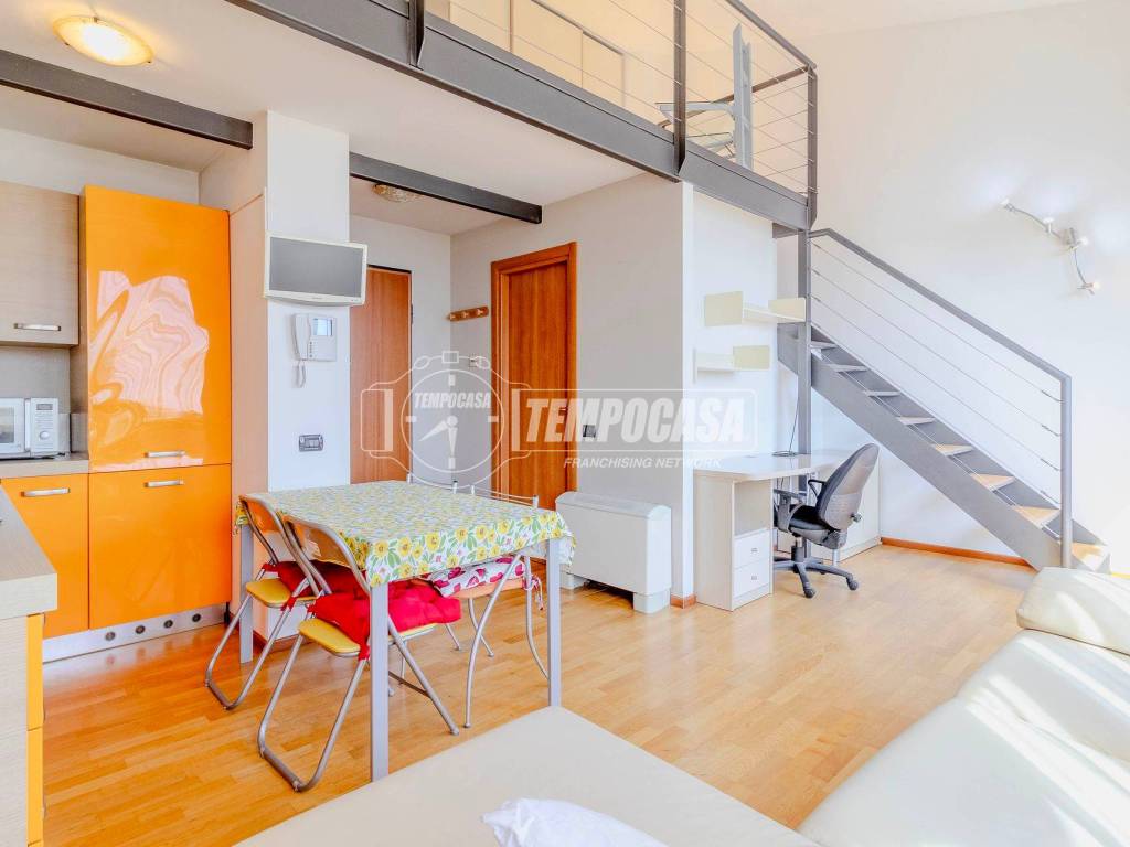 appartamento in vendita a Milano in zona Corvetto