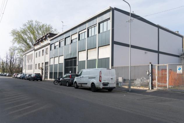 appartamento in vendita a Milano in zona Corvetto