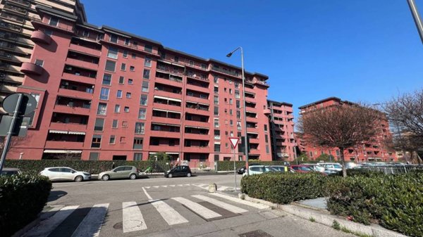 appartamento in vendita a Milano in zona Piazzale Lodi