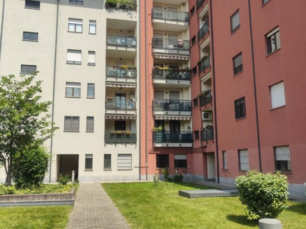 appartamento in vendita a Milano in zona Quarto Oggiaro