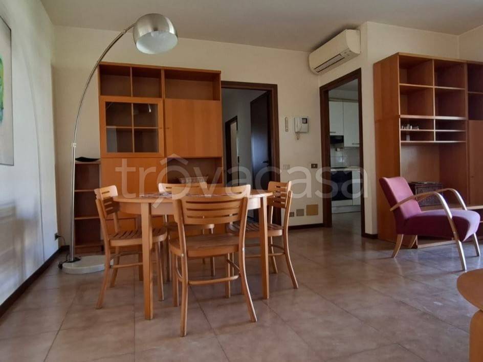 appartamento in vendita a Milano in zona Corvetto