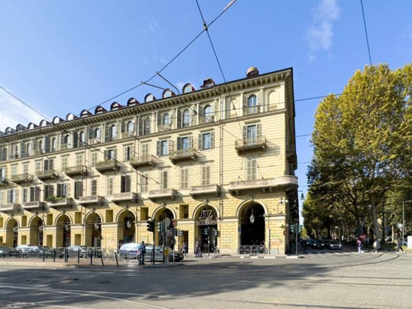 negozio in vendita a Milano in zona Centro Storico