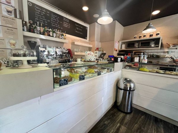 negozio in vendita a Milano in zona Centro Direzionale