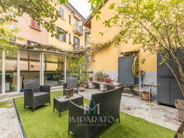casa indipendente in vendita a Milano in zona Isola
