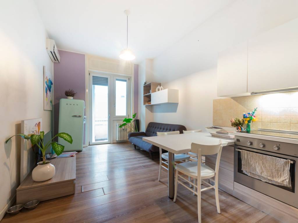 appartamento in vendita a Milano in zona Città Studi