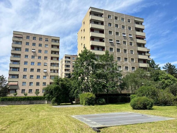 appartamento in vendita a Milano in zona Gallaratese