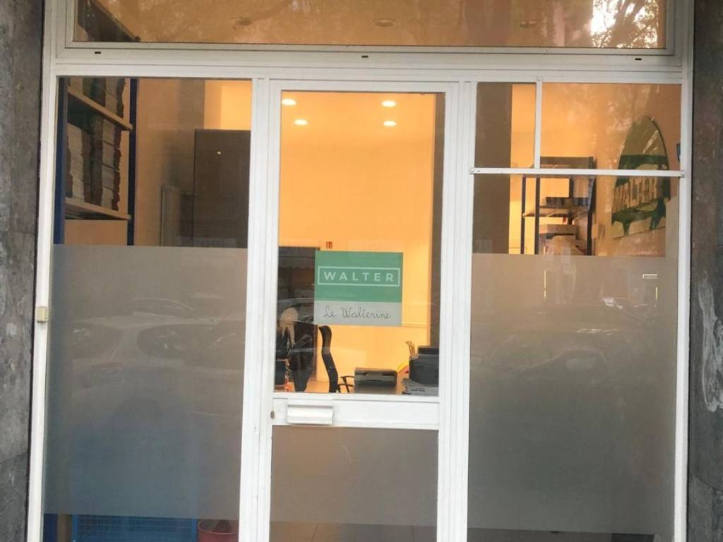 negozio in vendita a Milano in zona Centro Direzionale