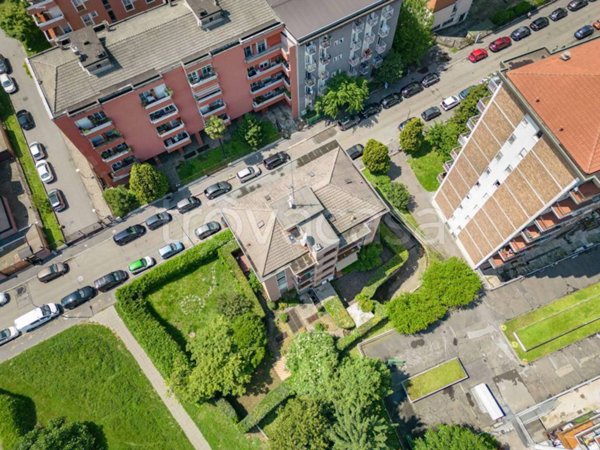 appartamento in vendita a Milano in zona Affori