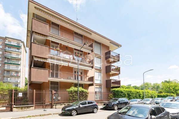 appartamento in vendita a Milano in zona Affori