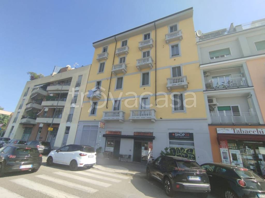 appartamento in vendita a Milano in zona Rogoredo
