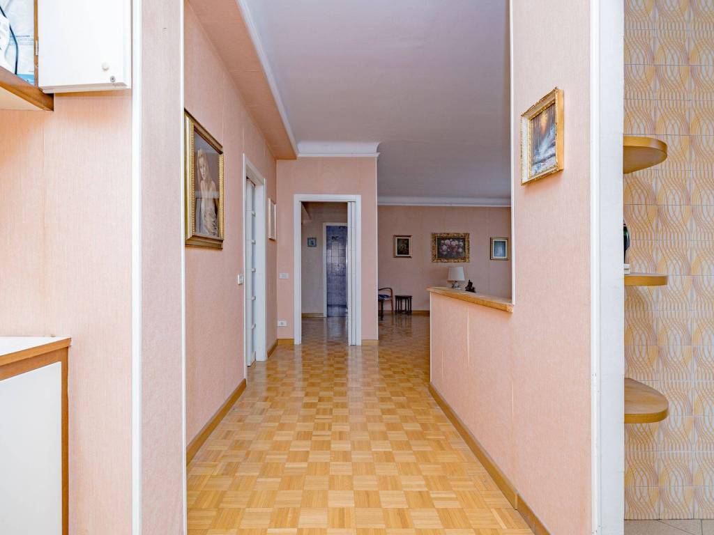 appartamento in vendita a Milano in zona Chiesa Rossa
